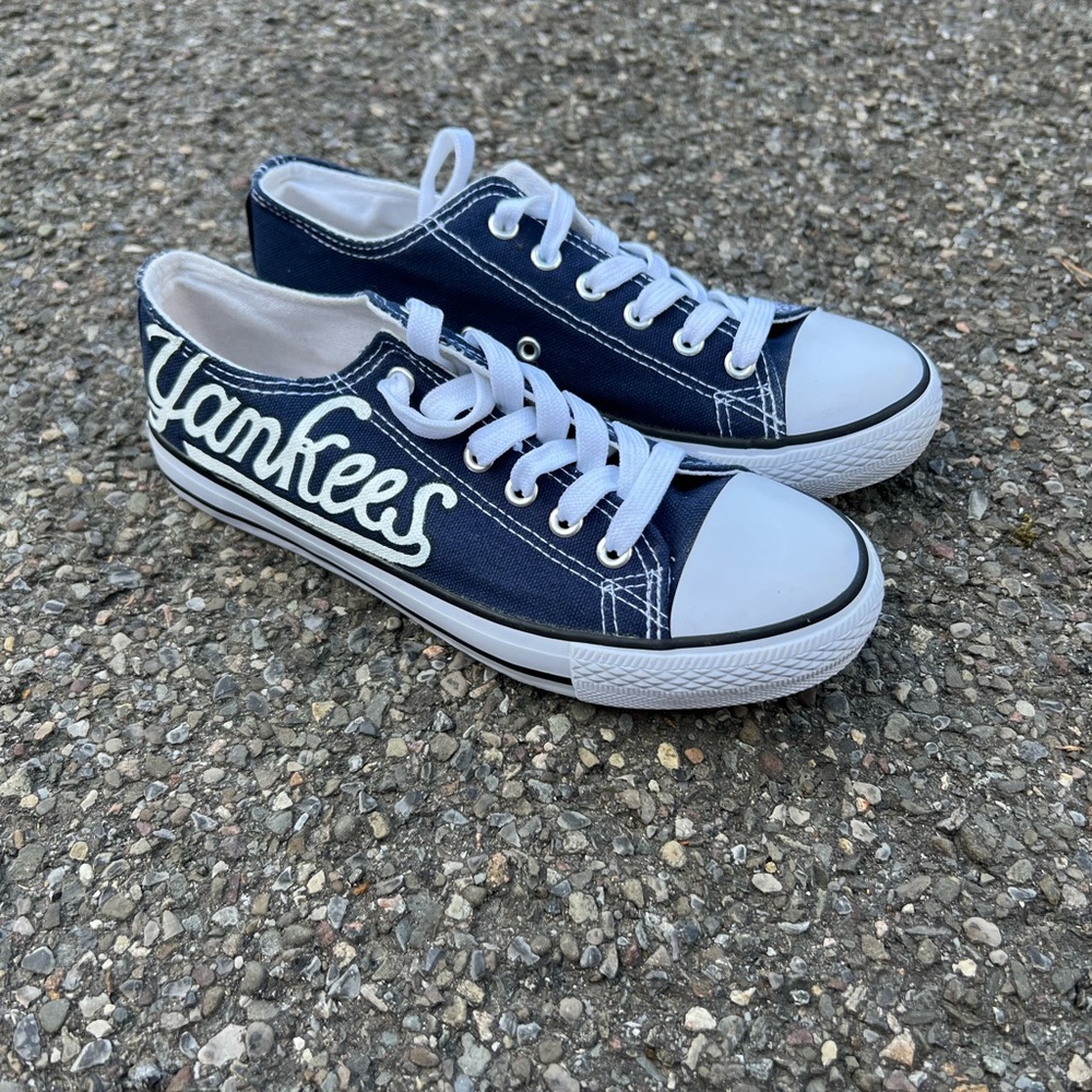 New York Yankees Shoes Sneakers Size 8